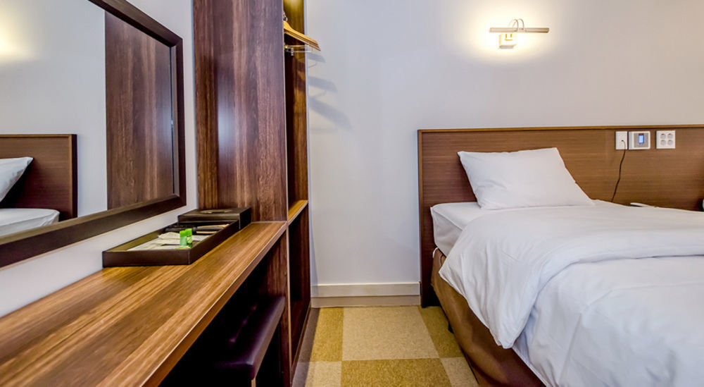 Sunrise Hotel Jungmun Branch Сеогвипо Екстериор снимка