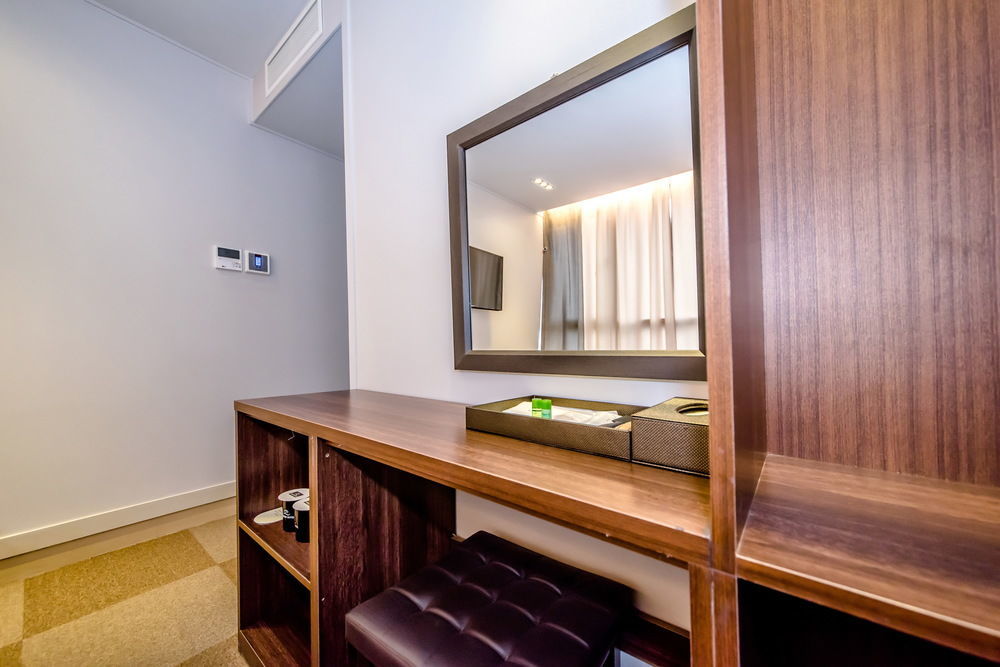 Sunrise Hotel Jungmun Branch Сеогвипо Екстериор снимка
