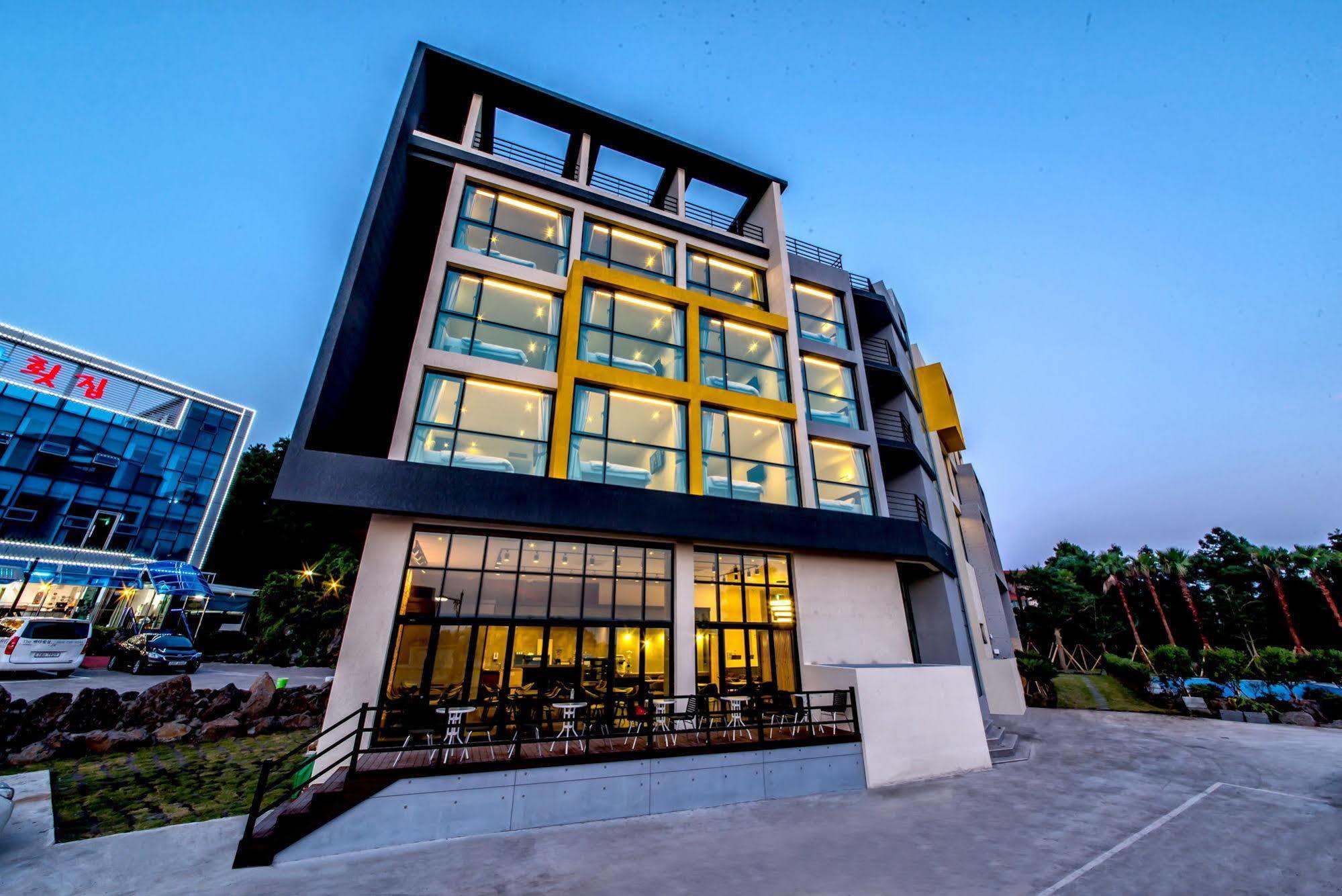Sunrise Hotel Jungmun Branch Сеогвипо Екстериор снимка