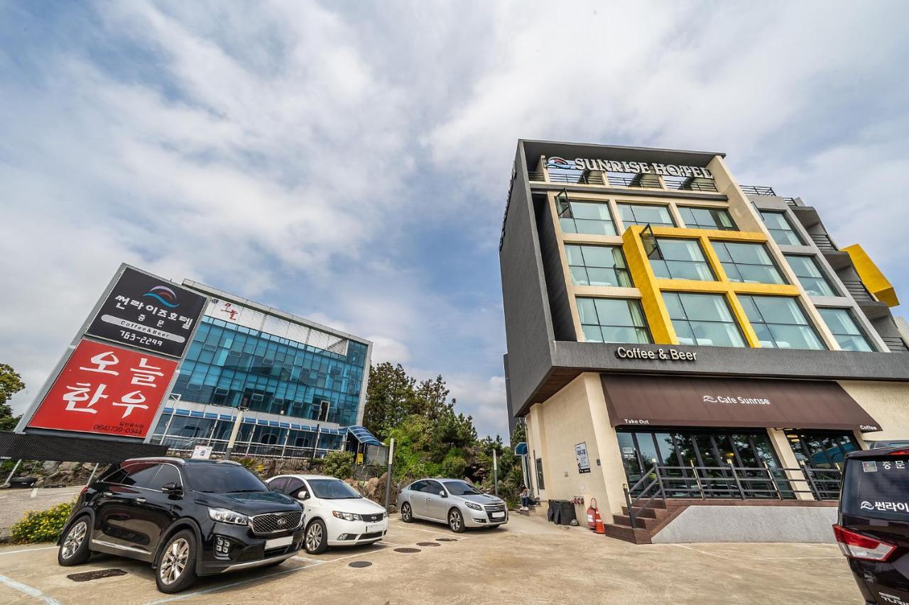 Sunrise Hotel Jungmun Branch Сеогвипо Екстериор снимка