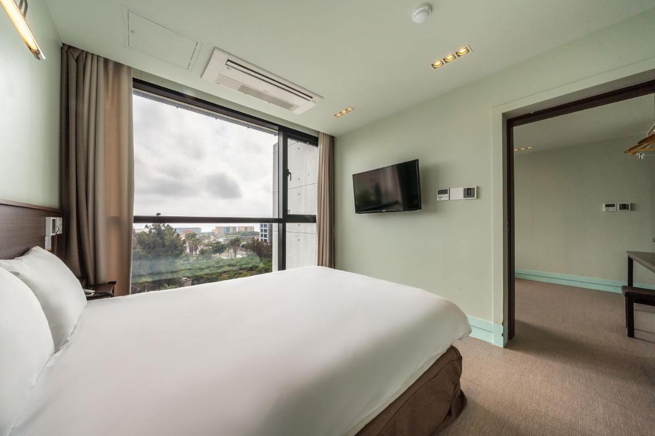Sunrise Hotel Jungmun Branch Сеогвипо Екстериор снимка