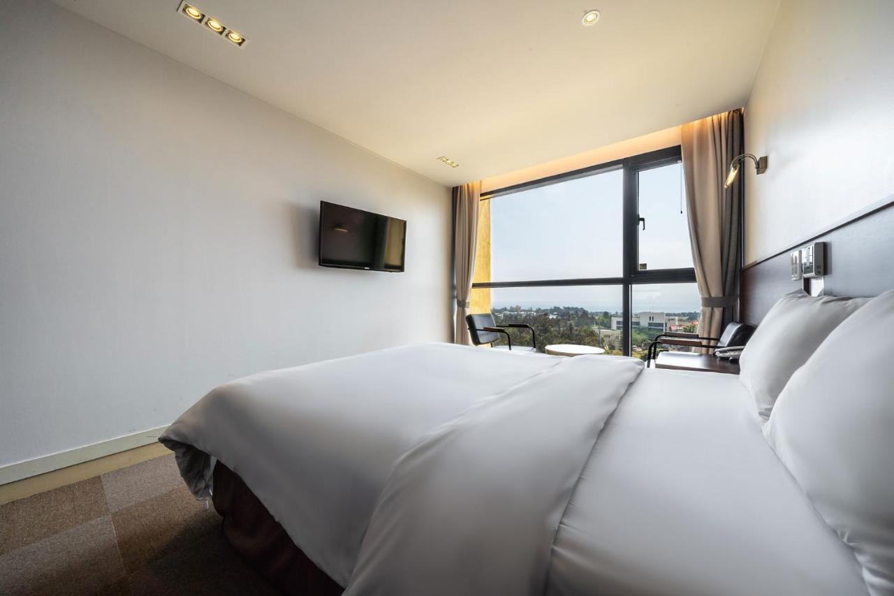 Sunrise Hotel Jungmun Branch Сеогвипо Екстериор снимка